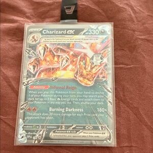 Charizard ex Pokémon Trading Card